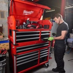 Mobilier Atelier & Composition Outils MILWAUKEE Coffre Supérieur Pour Servante 117CM 6 Tiroirs - 4932478854 7 Mobilier Atelier & Composition Outils MILWAUKEE Coffre Supérieur Pour Servante 117CM 6 Tiroirs - 4932478854 -Outillage à main Soldes milwaukee coffre superieur pour servante 117cm 6 tiroirs 4932478854 2