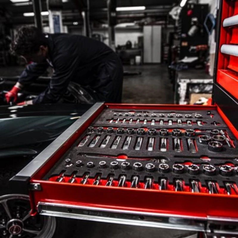 Mobilier Atelier & Composition Outils MILWAUKEE Module Mousse Douille Et Cliquet 1/2" 28 Pcs - 4932479826 6 Mobilier Atelier & Composition Outils MILWAUKEE Module Mousse Douille Et Cliquet 1/2" 28 Pcs - 4932479826 – Image 4