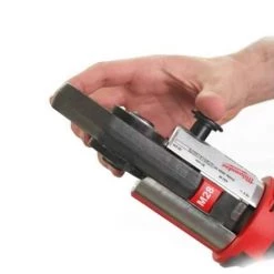 Serre-joint, Presse Et Pince De Serrage MILWAUKEE Pince à Sertir 18V 2Ah - M18 BLHPT-202C - 4933451132 -Outillage à main Soldes milwaukee pince a sertir 18v 2ah m18 blhpt 202c 4933451132 2