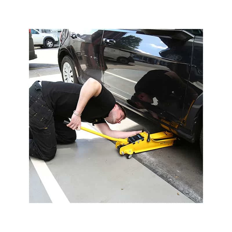 Automobile STANLEY Cric 2 Tonnes - STMT81251-1 4 Automobile STANLEY Cric 2 Tonnes - STMT81251-1 – Image 2