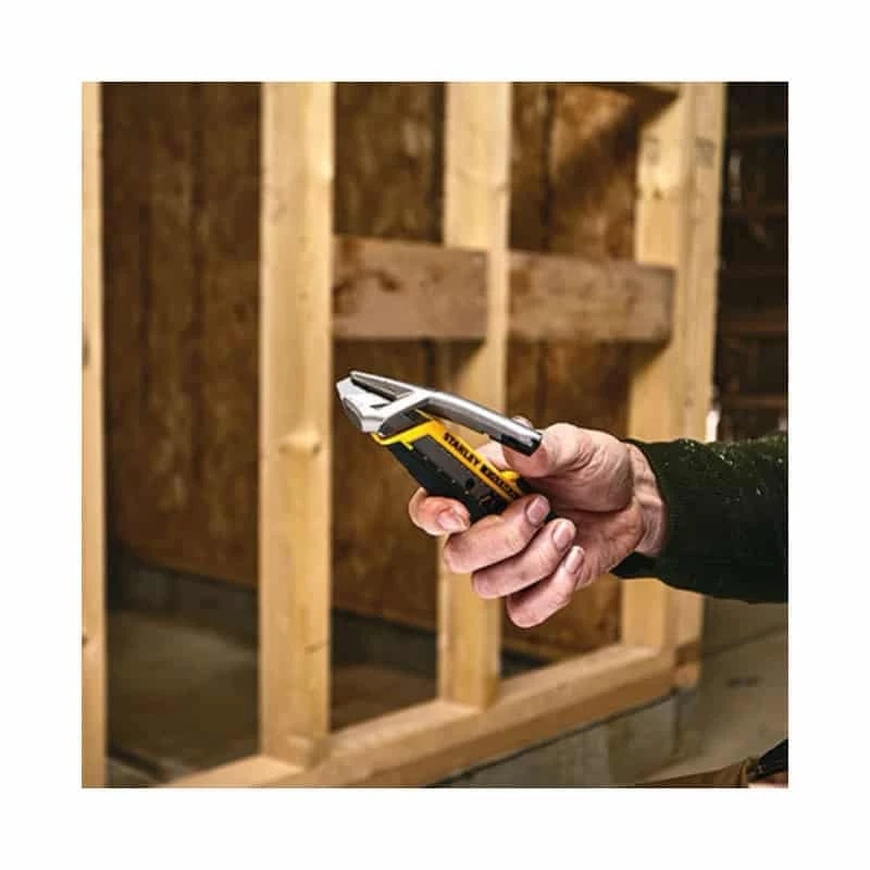 Coupe & Outil D'entretien Divers STANLEY Cutter 18mm Quick Snap FatMax Molette Crantée - FMHT10592-0 7 Coupe & Outil D'entretien Divers STANLEY Cutter 18mm Quick Snap FatMax Molette Crantée - FMHT10592-0 – Image 5